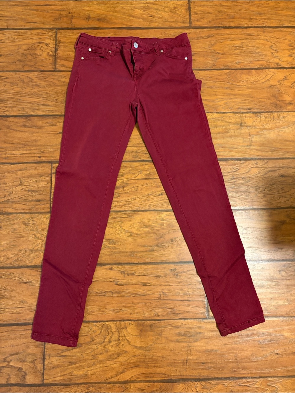 Women’s Burgundy Skinny Jeans